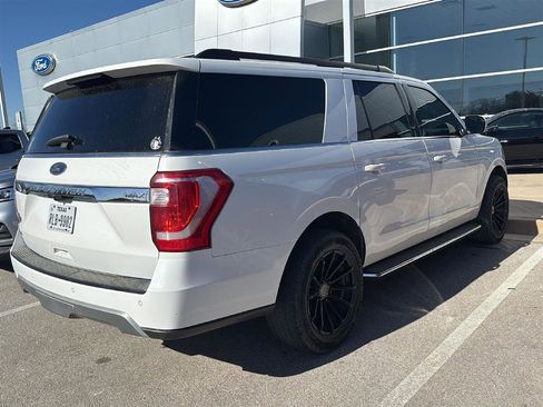 Used 2021 Ford Expedition Max XLT image 2