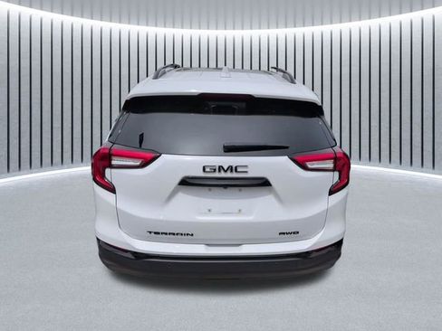 Used 2023 GMC Terrain SLE w/ Driver Convenience Package AWD/4WD image 7