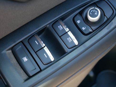 Certified 2025 Subaru Forester Premium AWD/4WD image 19
