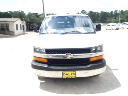 Used 2014 Chevrolet Express 1500 LT w/ LT Preferred Equipment Group RWD image 3