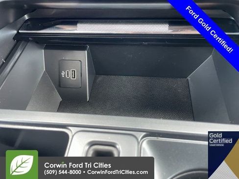 Used 2025 Ford F150 Lariat w/ FX4 Off-Road Package image 30