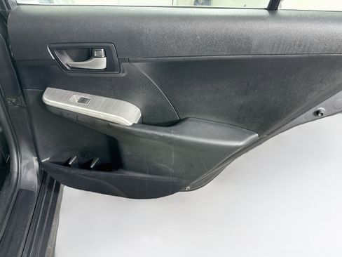 Used 2012 Toyota Camry SE FWD image 26