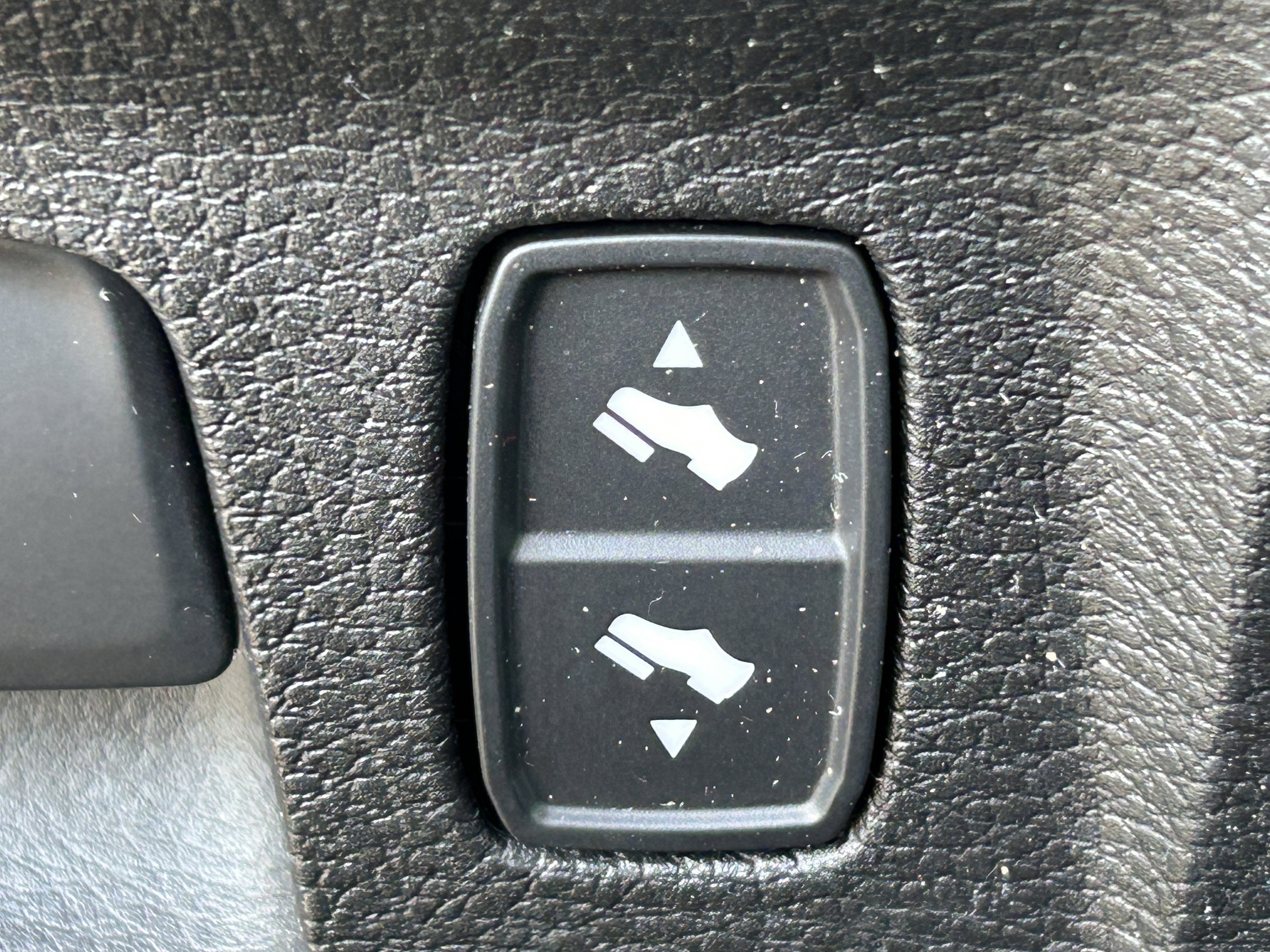 Used 2021 RAM 1500 Rebel w/ Rebel Level 2 Equipment Group AWD/4WD image 16