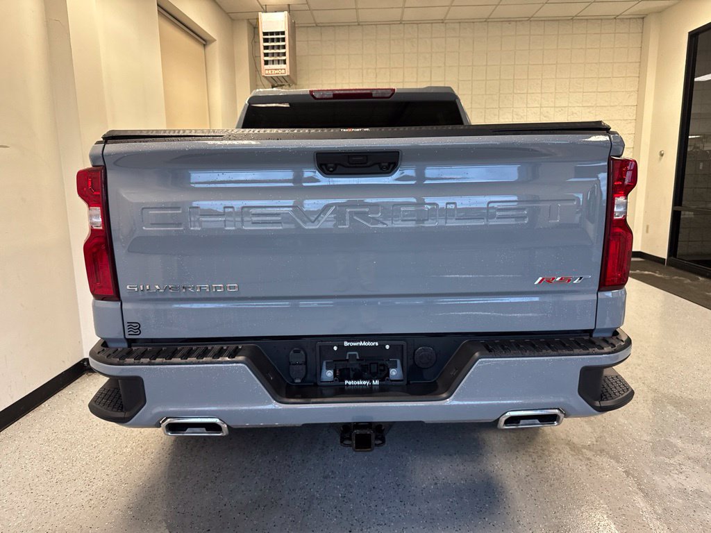 Used 2024 Chevrolet Silverado 1500 RST w/ Z71 Off-Road Package AWD/4WD image 42