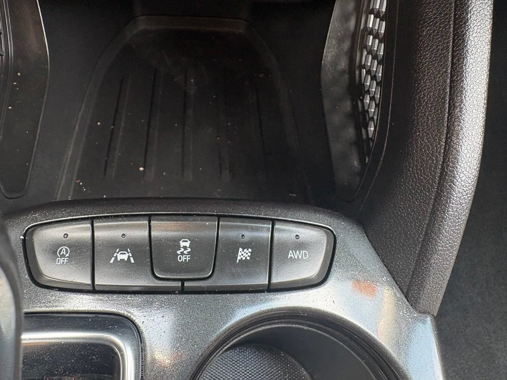 Used 2023 Chevrolet TrailBlazer RS w/ Sun and Liftgate Package AWD/4WD image 18