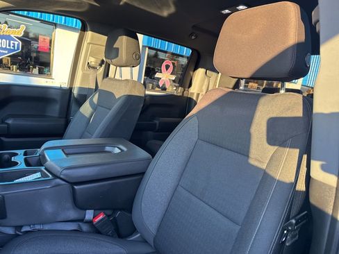 Used 2023 Chevrolet Silverado 1500 Custom image 31