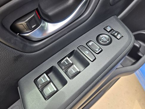 Used 2024 Honda Pilot TrailSport image 20