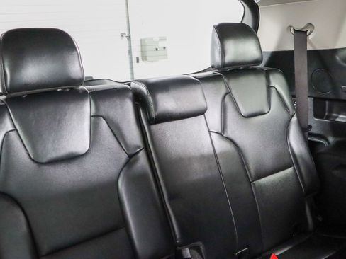 Used 2022 Kia Telluride LX AWD/4WD image 29