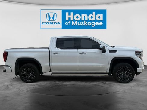 Used 2024 GMC Sierra 1500 Denali Ultimate AWD/4WD image 4