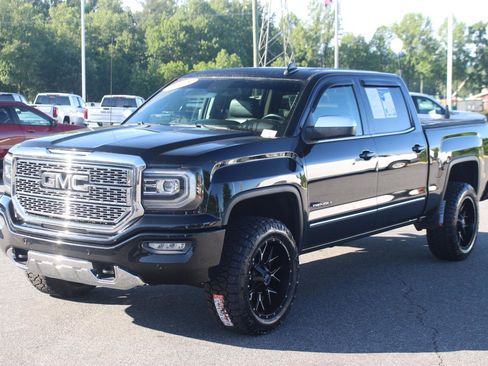 Used 2018 GMC Sierra 1500 Denali AWD/4WD image 3