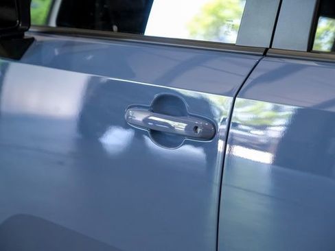 Used 2025 Toyota Land Cruiser image 32