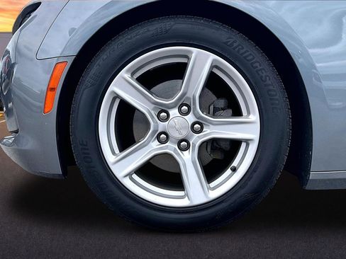 Used 2019 Chevrolet Camaro LT RWD image 9