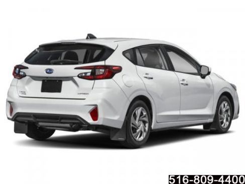 Used 2025 Subaru Impreza 2.0i image 2