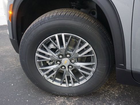 New 2026 Chevrolet Traverse LT w/ Driver Confidence Package image 30