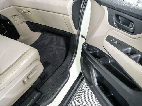 Used 2019 Honda Odyssey EX-L image 26