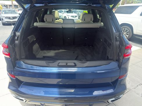 Used 2020 BMW X5 xDrive40i w/ M Sport Package AWD/4WD image 9