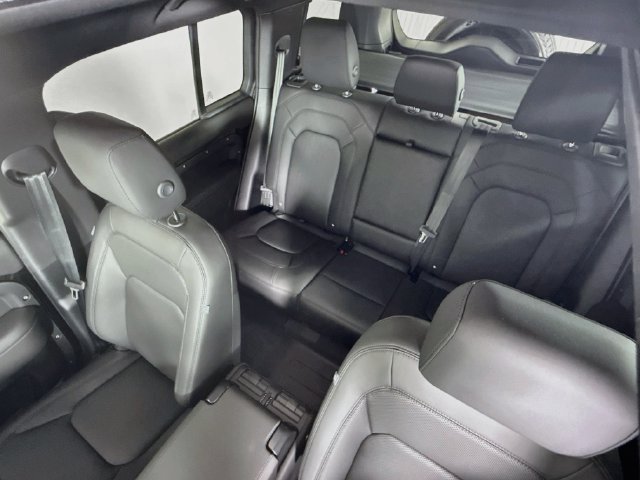New 2026 Land Rover Defender 110 S AWD/4WD image 14