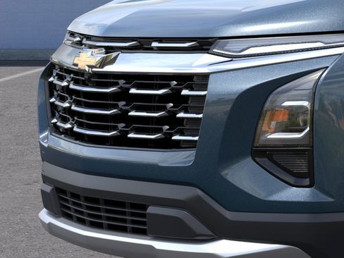 New 2027 Chevrolet Equinox LT w/ LPO, Floor Liner Package AWD/4WD image 37