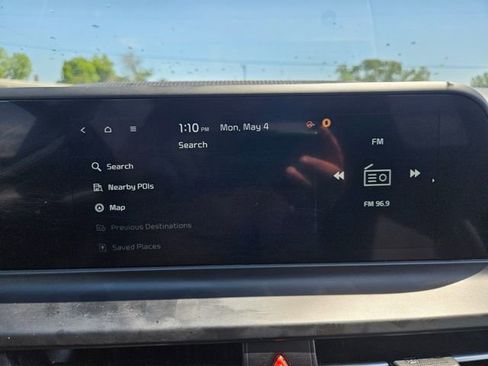 Used 2025 Kia Seltos EX w/ EX Sunroof Package FWD image 19
