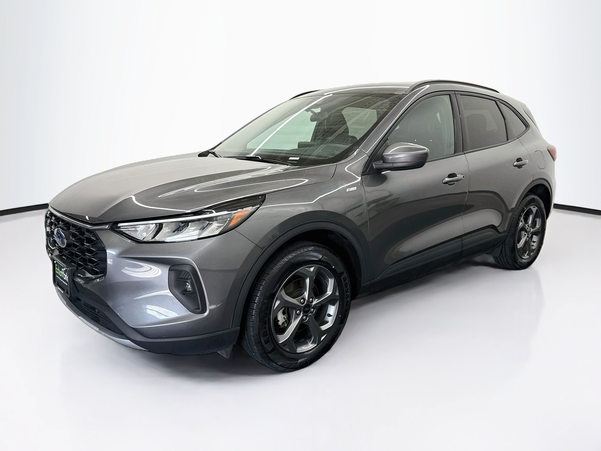Used 2025 Ford Escape ST-Line Select AWD/4WD image 3