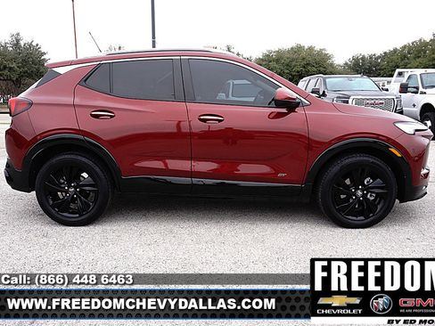 Used 2025 Buick Encore GX Sport Touring image 39
