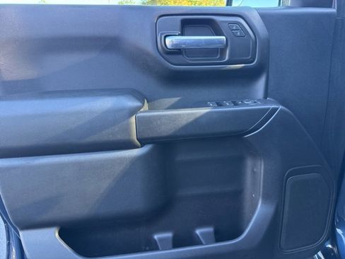 Certified 2020 Chevrolet Silverado 1500 Custom Trail Boss w/ Infotainment Package image 9