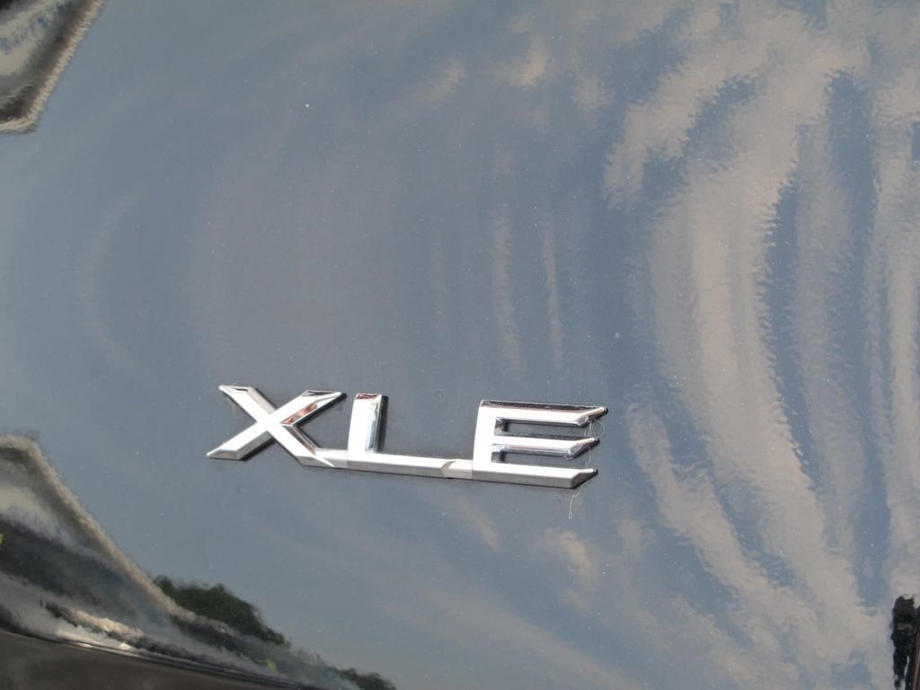 Used 2025 Toyota Grand Highlander AWD image 4