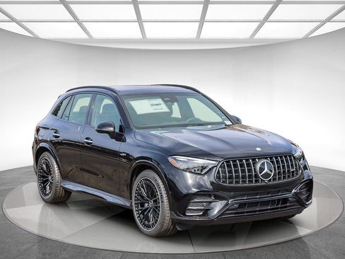 New 2025 Mercedes-Benz GLC 43 AMG 4MATIC image 5