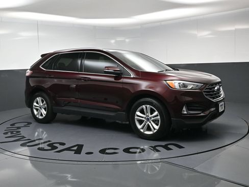 Used 2020 Ford Edge SEL w/ Convenience Package FWD image 2