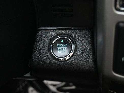 Used 2019 Ford F150 Lariat AWD/4WD image 32