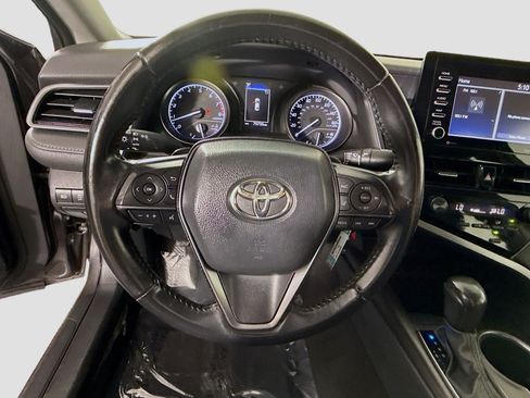 Used 2023 Toyota Camry SE FWD image 13
