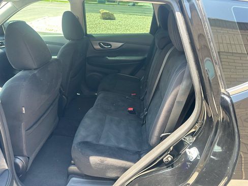 Used 2014 Nissan Rogue S AWD/4WD image 18
