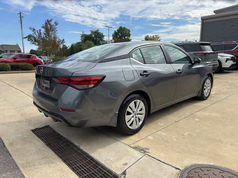 New 2025 Nissan Sentra S image 4