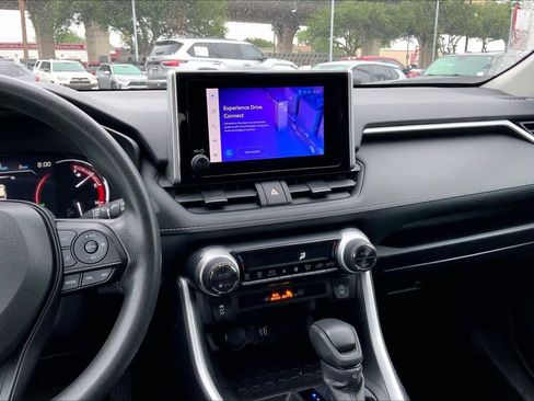 Used 2024 Toyota RAV4 XLE image 7