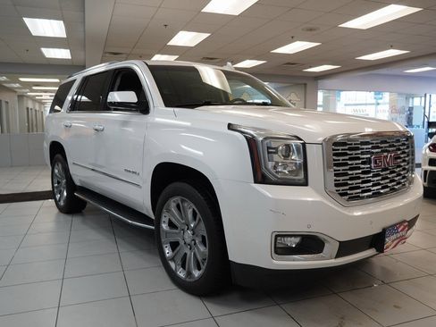 Used 2018 GMC Yukon Denali image 17