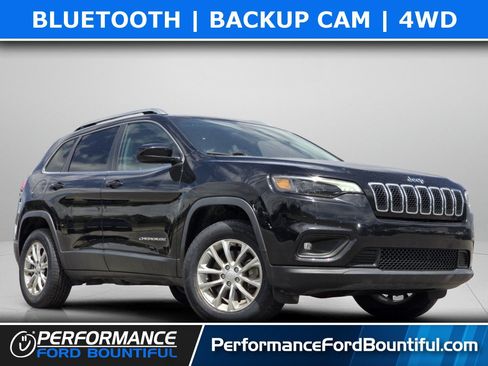 Used 2019 Jeep Cherokee Latitude w/ Popular Appearance Group AWD/4WD image 1