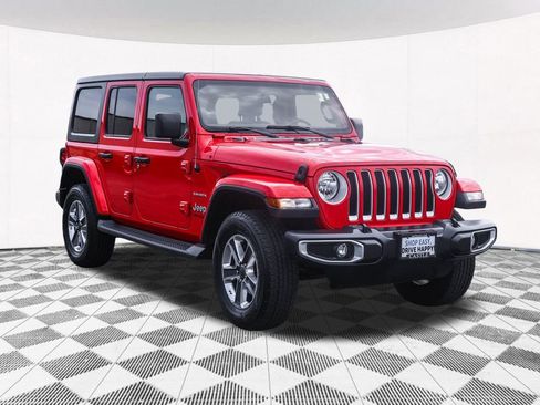 Used 2020 Jeep Wrangler Unlimited Sahara w/ Uconnect 4C Nav & Sound Group image 14