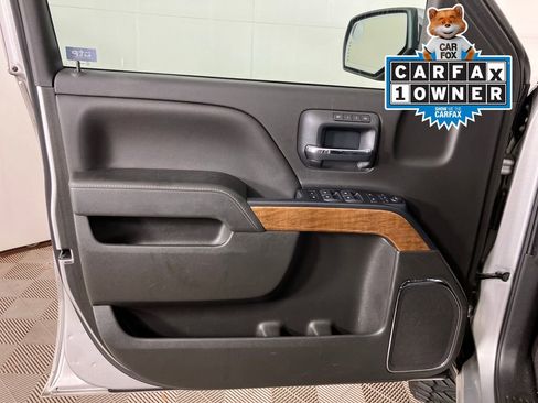 Used 2018 Chevrolet Silverado 1500 LTZ image 26