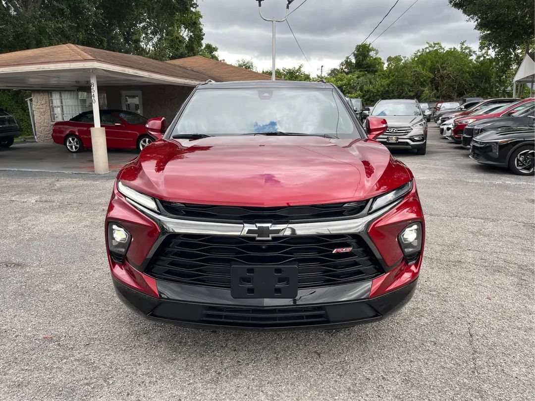 Used 2025 Chevrolet Blazer RS w/ Driver Confidence II Package AWD/4WD image 2
