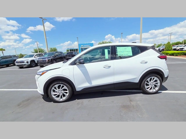 New 2027 Chevrolet Bolt LT w/ Comfort Package FWD image 21
