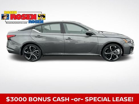 New 2025 Nissan Altima 2.5 SR w/ SR Premium Package image 6