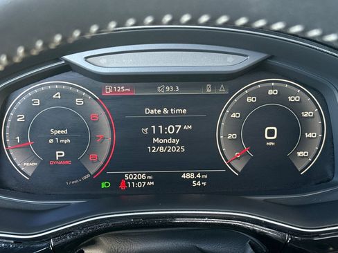 Used 2019 Audi Q8 Premium Plus w/ Premium Plus image 29