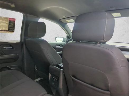 Used 2024 Chevrolet Colorado LT w/ LT Convenience Package RWD image 21