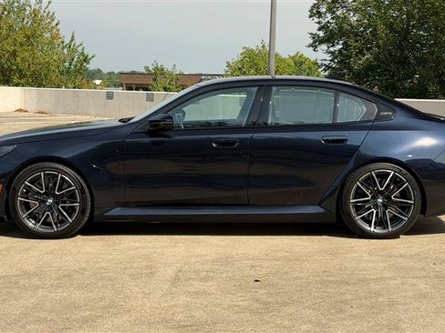 Used 2026 BMW M5 w/ Executive Package AWD/4WD image 3