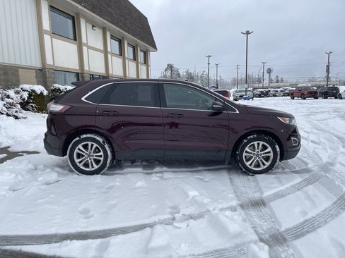 Used 2018 Ford Edge SEL w/ Equipment Group 201A image 2