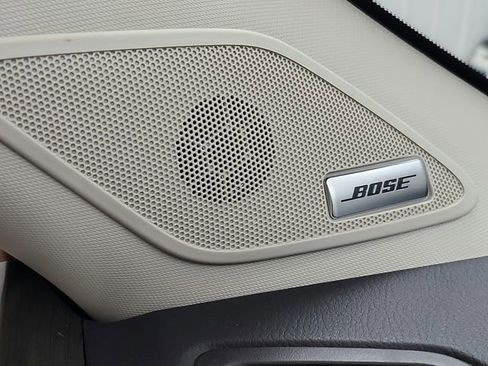 Used 2023 Nissan Pathfinder Platinum w/ Black Appearance Package image 40