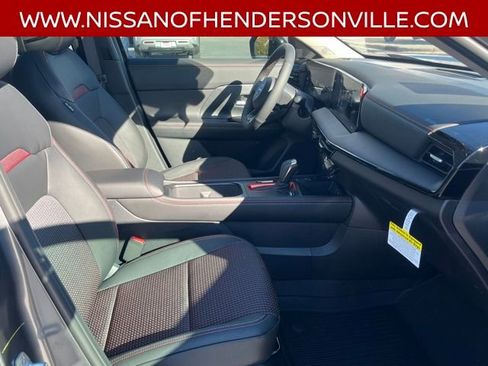 New 2026 Nissan Kicks SR w/ SR Premium Package FWD image 26