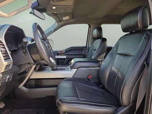 Used 2019 Ford F150 Lariat AWD/4WD image 14