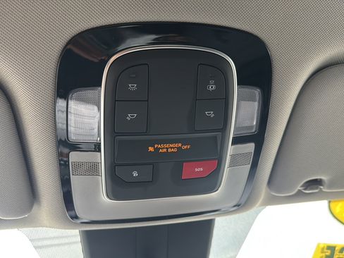 Used 2023 Hyundai Santa Fe SEL AWD/4WD image 40