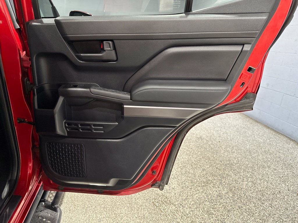 Certified 2025 Toyota 4Runner TRD Sport AWD/4WD image 18